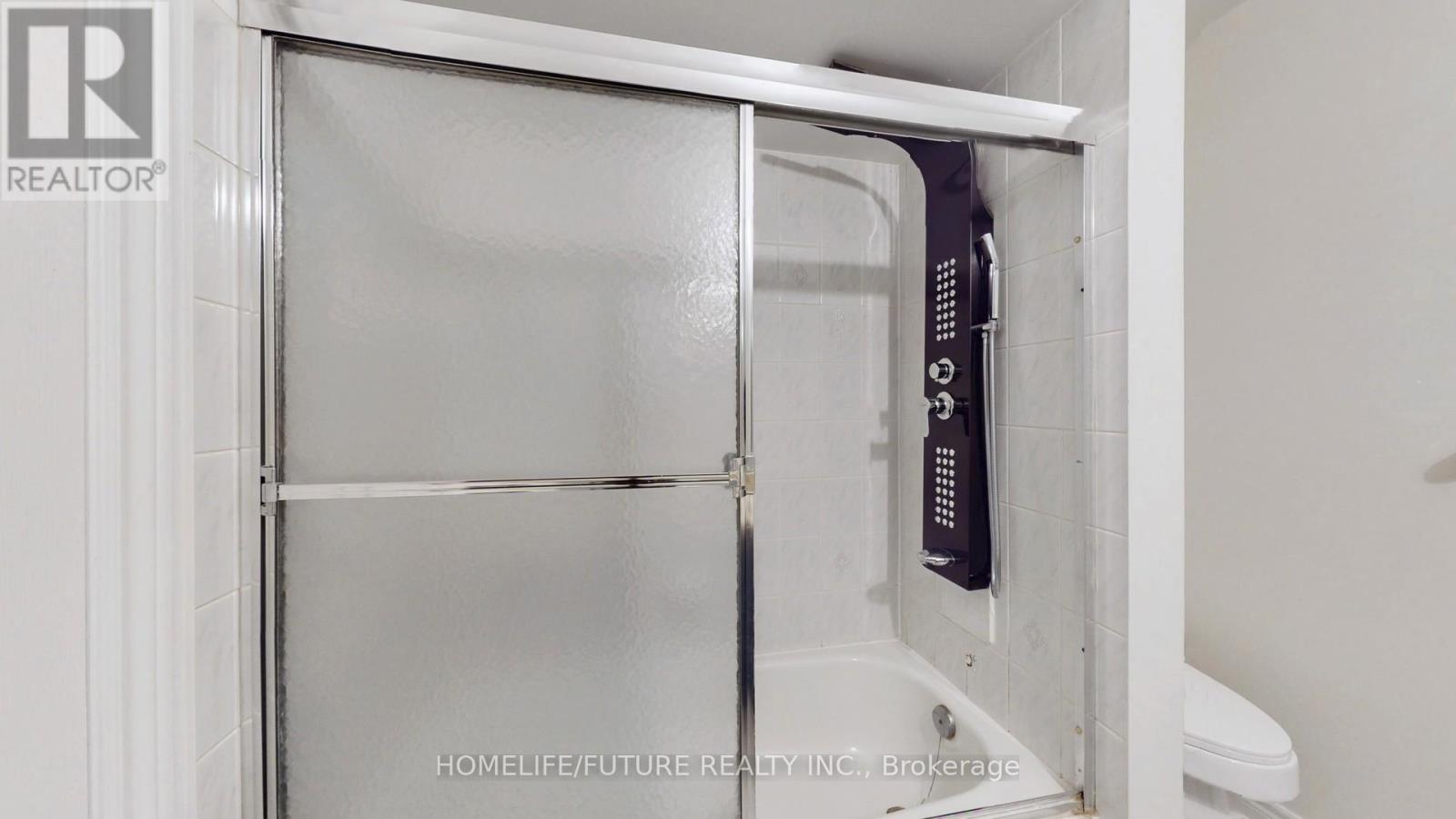 Main & 2nd Flr - 75 Silver Rose Crescent, Markham, Ontario  L6C 1W6 - Photo 32 - N12560476