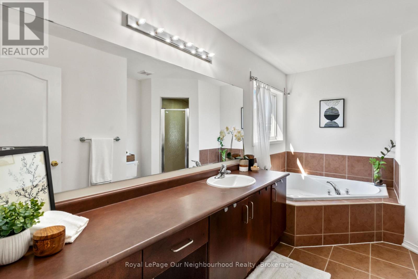 1305 Aldergrove Drive, Oshawa, Ontario L1K 2Y6 - Photo 11 - E12560500