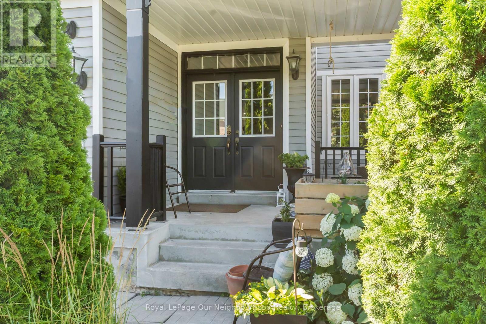 1305 Aldergrove Drive, Oshawa, Ontario L1K 2Y6 - Photo 2 - E12560500