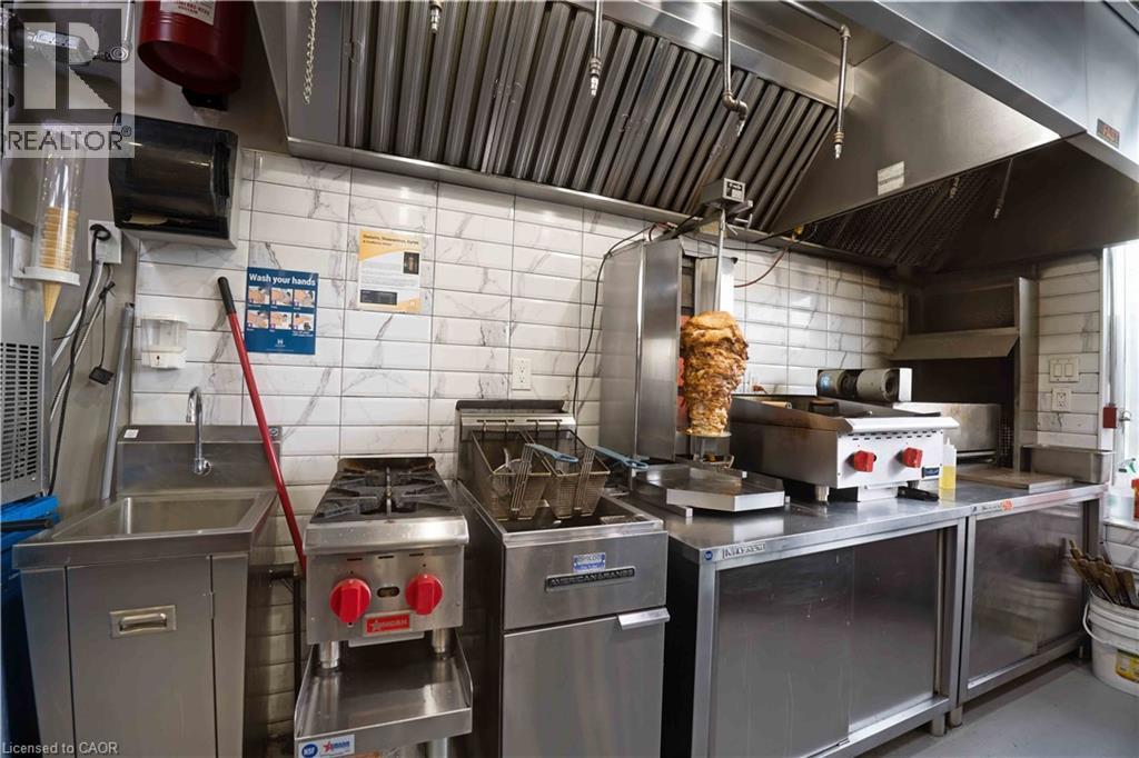 21 Panabaker Drive Unit# C, Ancaster, Ontario  L9G 0A4 - Photo 23 - 40735956