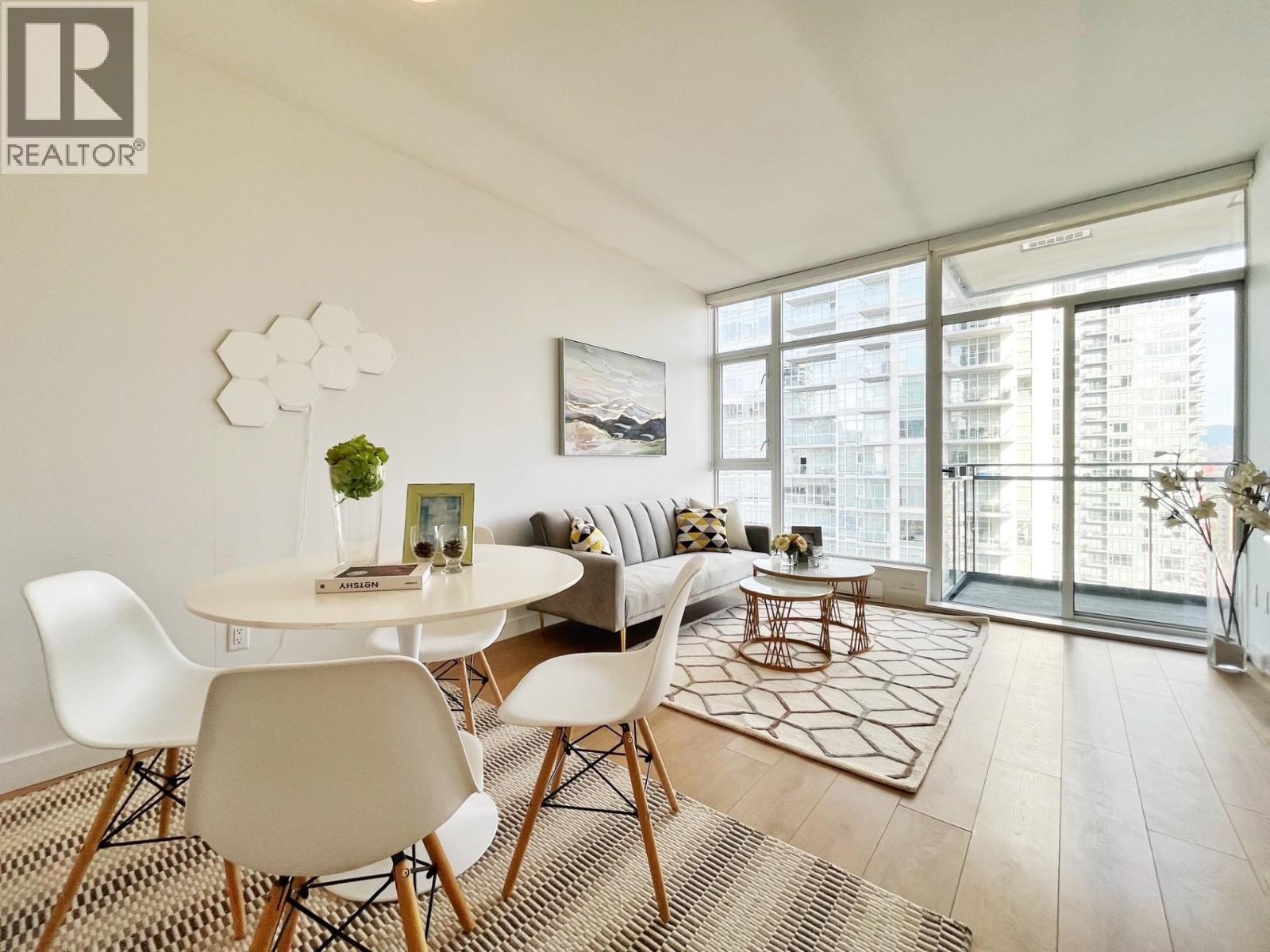 2308 6098 Station Street, Burnaby, British Columbia  V5H 0H4 - Photo 2 - R3068730