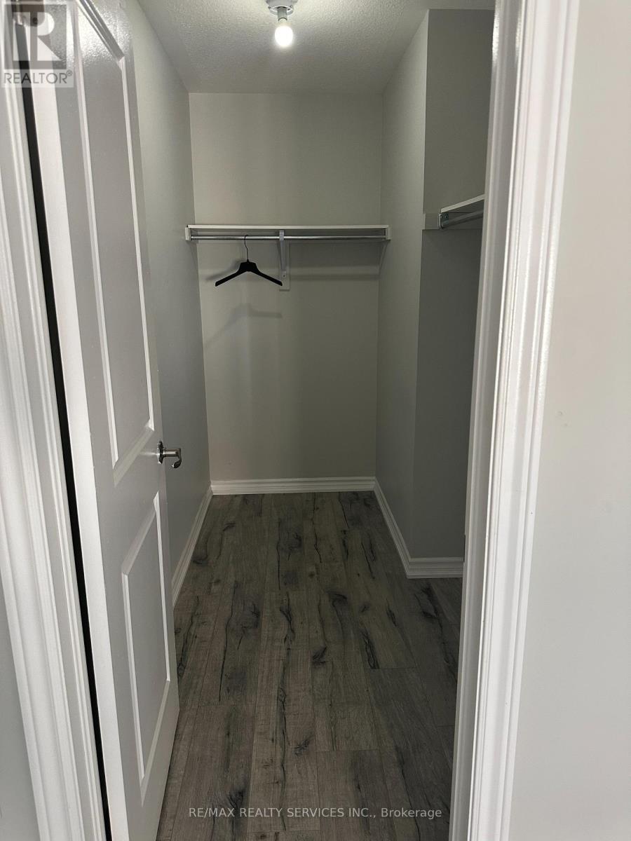 5 Hines Street, Brampton, Ontario  L7A 0G7 - Photo 13 - W12560304