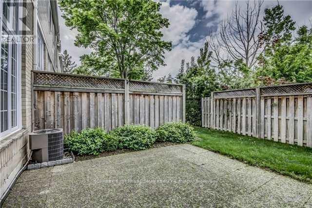 47 Hartnell Square, Brampton, Ontario  L6S 5W8 - Photo 19 - W12560338