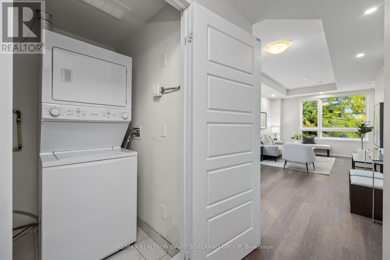 202 - 1120 Briar Hill Avenue, Toronto, Ontario  M6B 0A9 - Photo 18 - W12560352