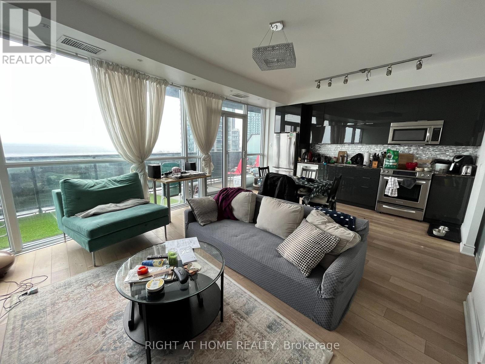 2304 - 80 Marine Parade Drive, Toronto, Ontario  M8V 0A3 - Photo 3 - W12560358