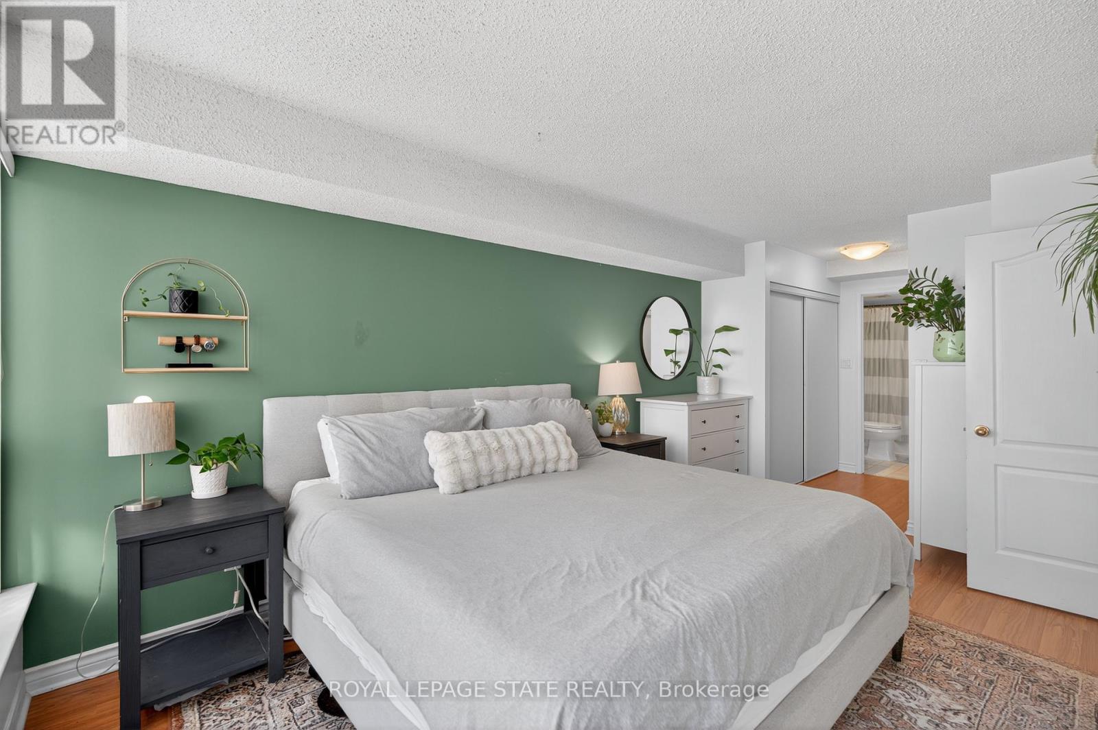 811 - 1276 Maple Crossing Boulevard, Burlington, Ontario  L7S 2J9 - Photo 22 - W12560362