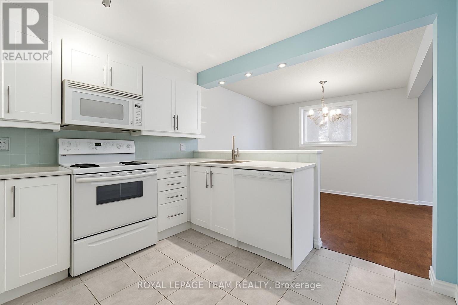 54 - 227 Ridgepark Private, Ottawa, Ontario K2G 1H1 - Photo 18 - X12560494