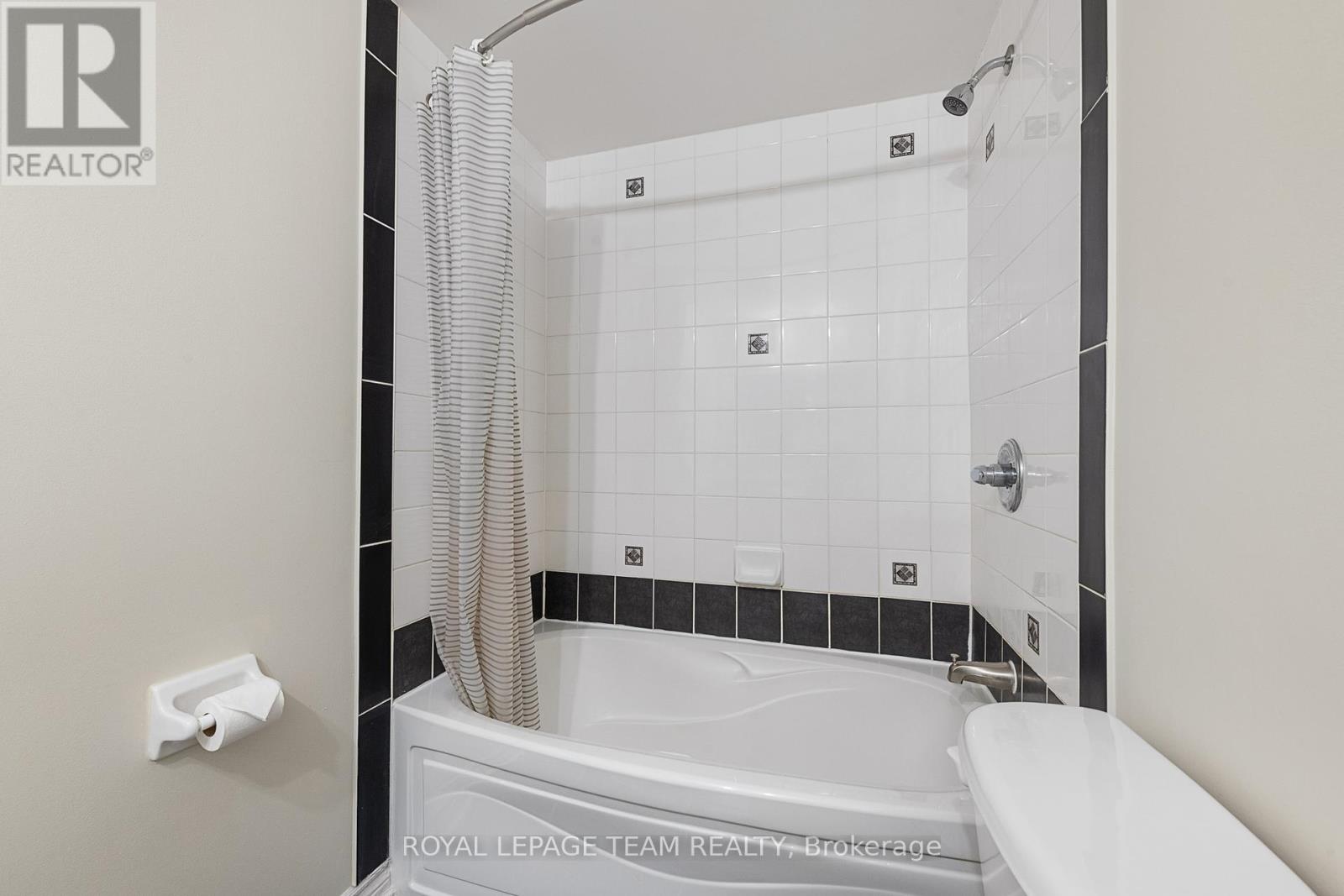 54 - 227 Ridgepark Private, Ottawa, Ontario K2G 1H1 - Photo 22 - X12560494