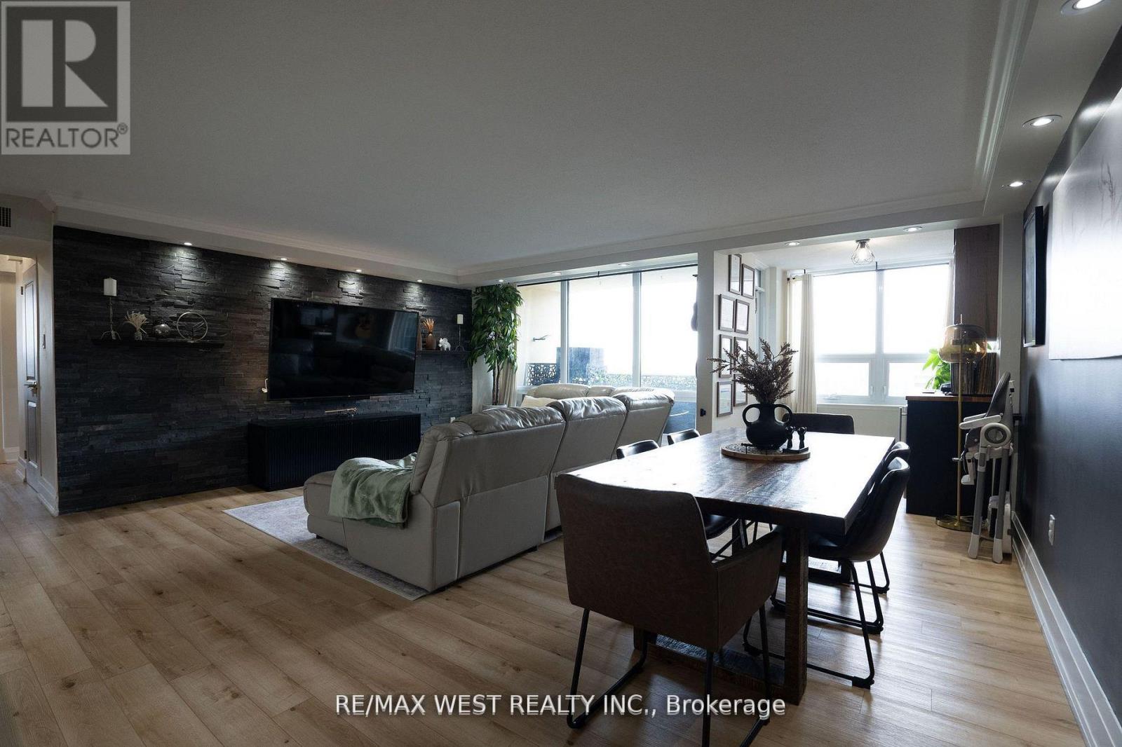 1603 - 61 Richview Road, Toronto, Ontario  M9A 4M8 - Photo 10 - W12560372