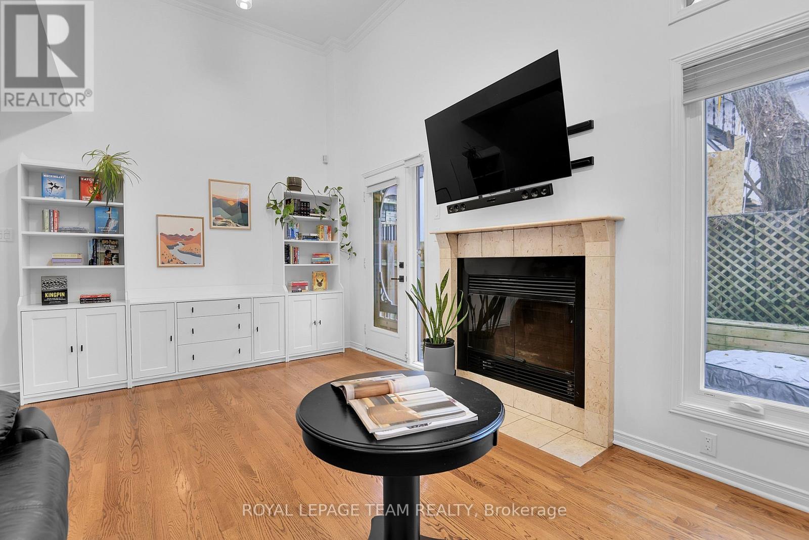 342 Templeton Street, Ottawa, Ontario K1N 9P7 - Photo 10 - X12560502