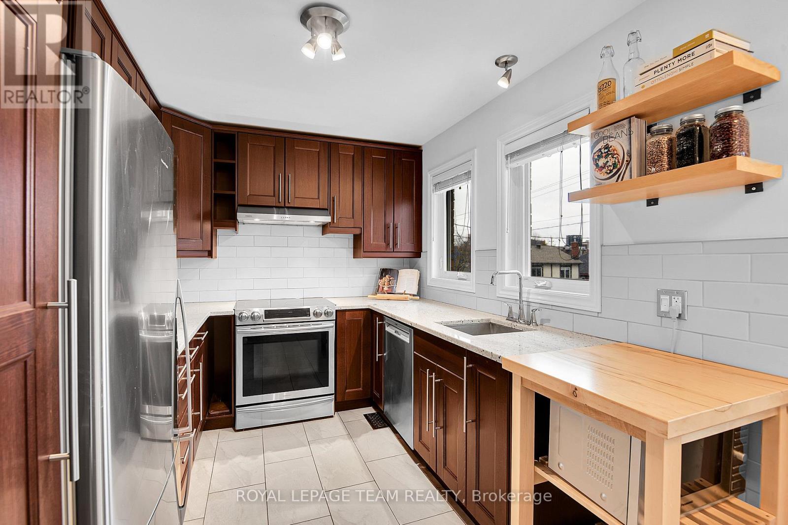 342 Templeton Street, Ottawa, Ontario K1N 9P7 - Photo 14 - X12560502