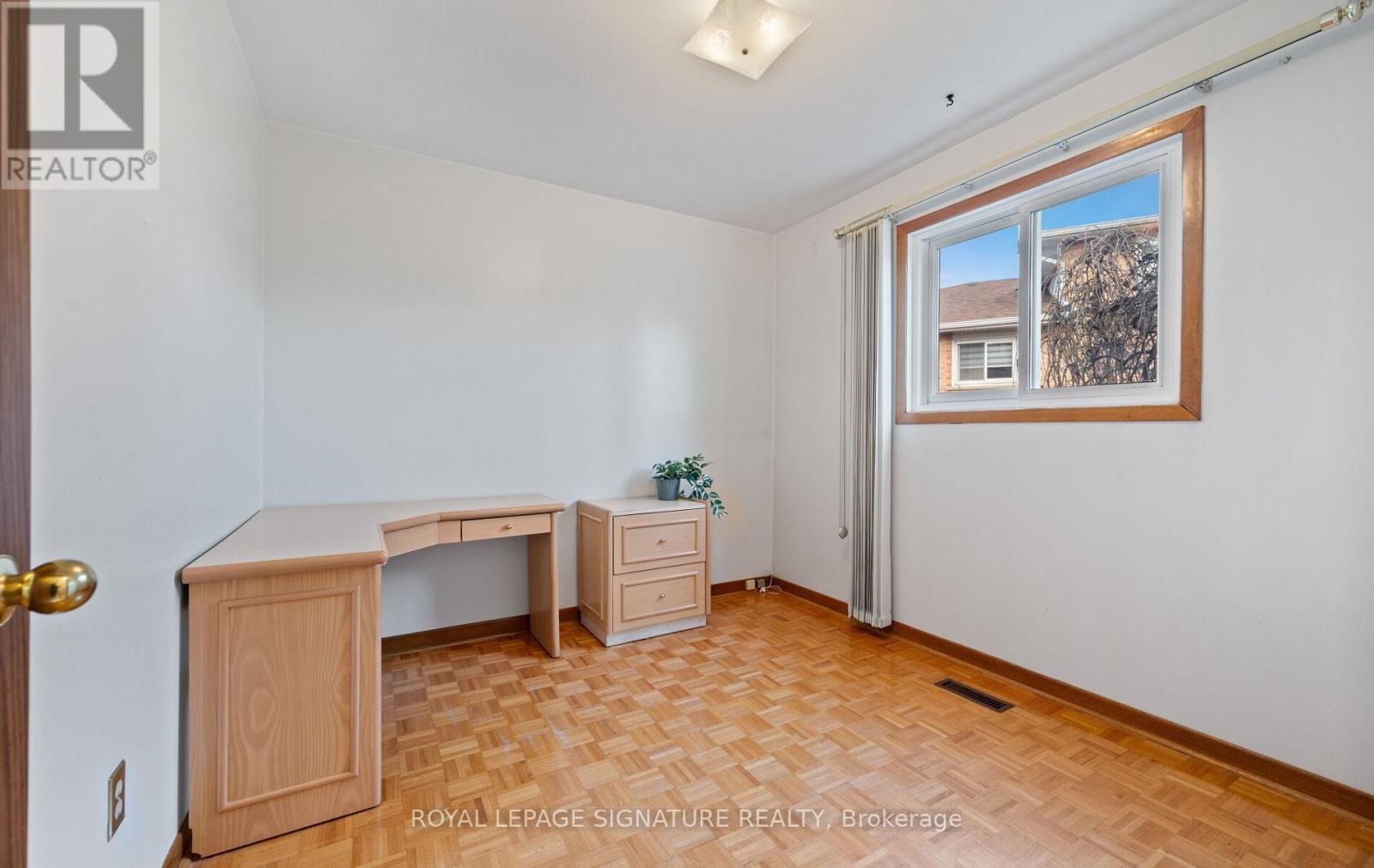 3912 Midhurst Lane, Mississauga, Ontario  L4Z 1C7 - Photo 20 - W12560406