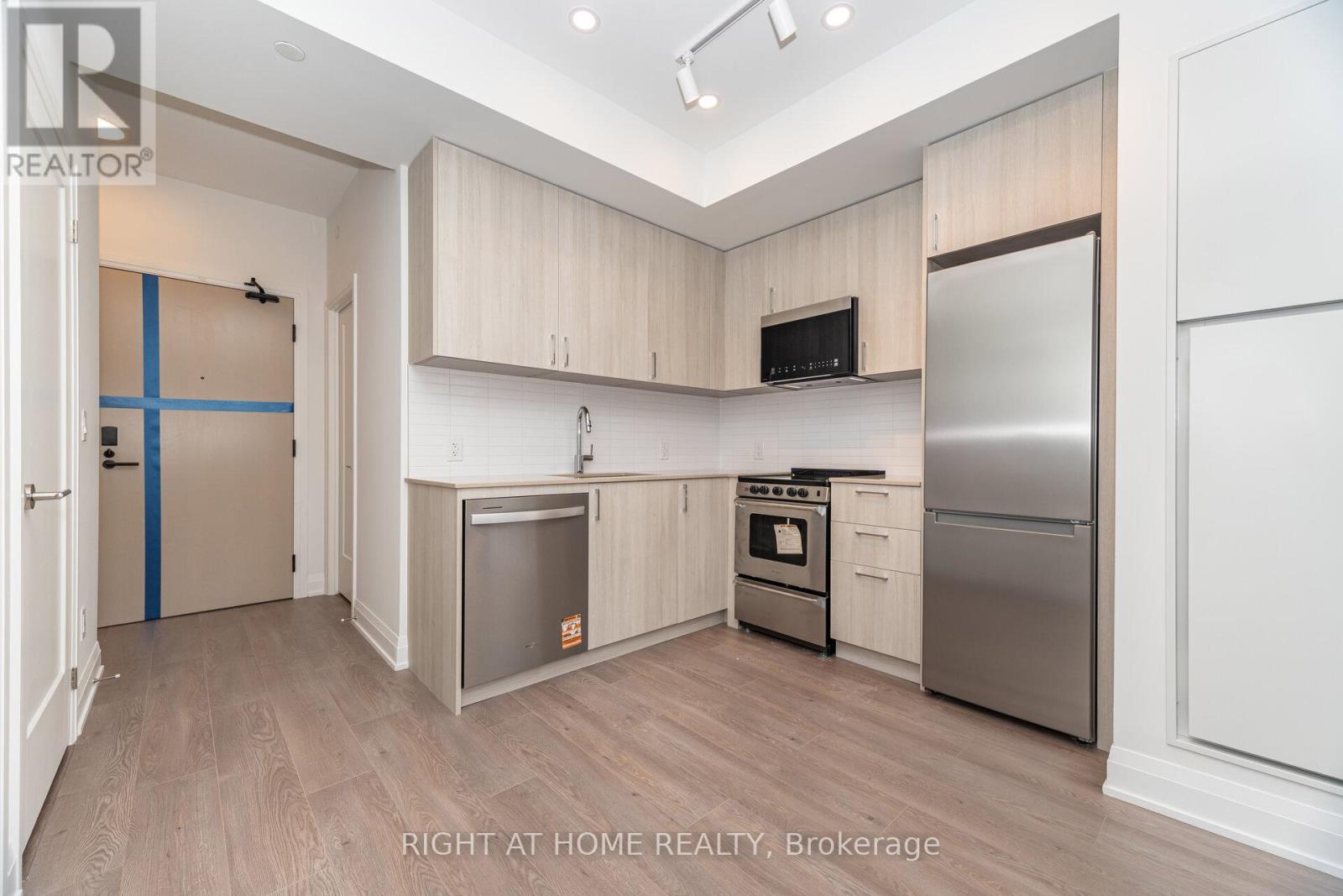 410 - 3250 Carding Mill Trail, Oakville, Ontario  L6M 5T3 - Photo 12 - W12560436