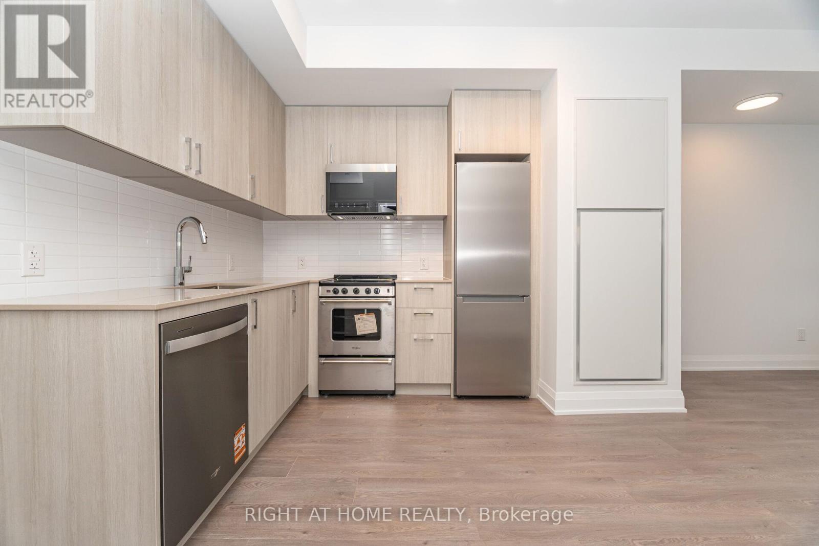 410 - 3250 Carding Mill Trail, Oakville, Ontario  L6M 5T3 - Photo 14 - W12560436