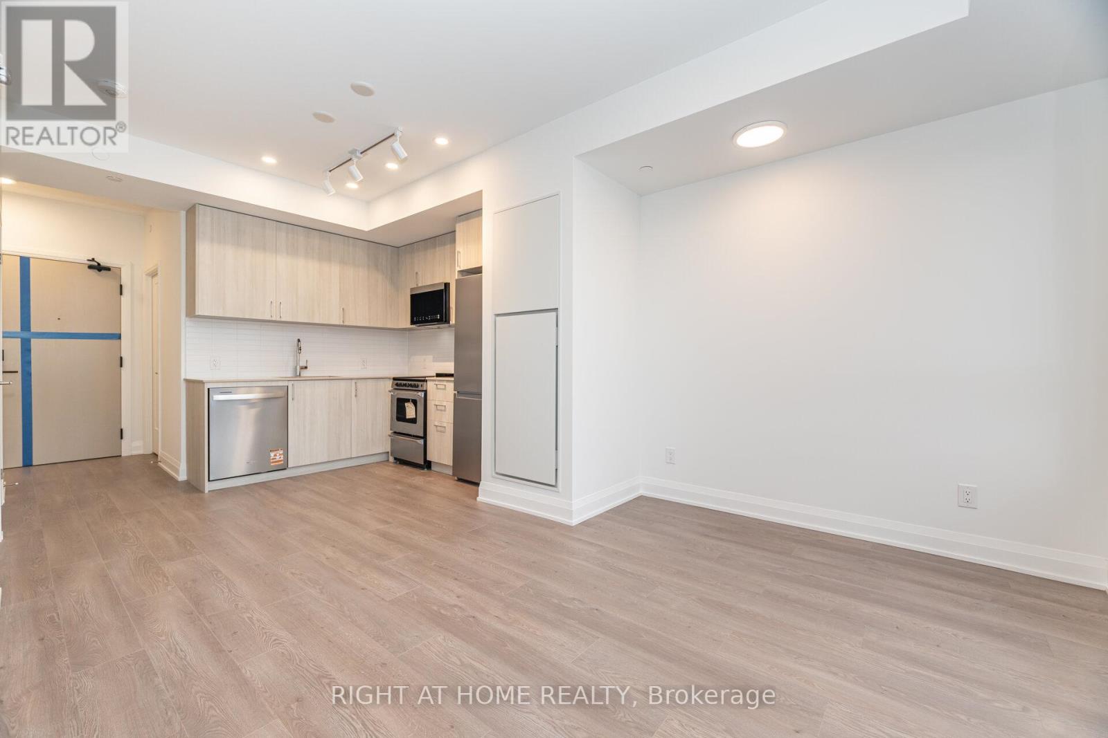 410 - 3250 Carding Mill Trail, Oakville, Ontario  L6M 5T3 - Photo 16 - W12560436