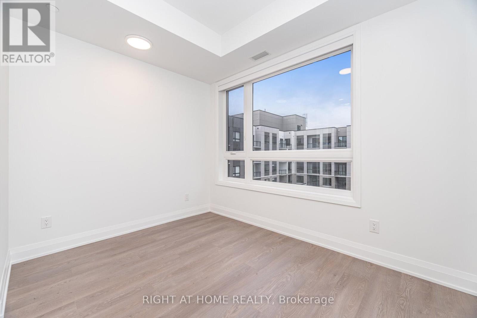 410 - 3250 Carding Mill Trail, Oakville, Ontario  L6M 5T3 - Photo 18 - W12560436