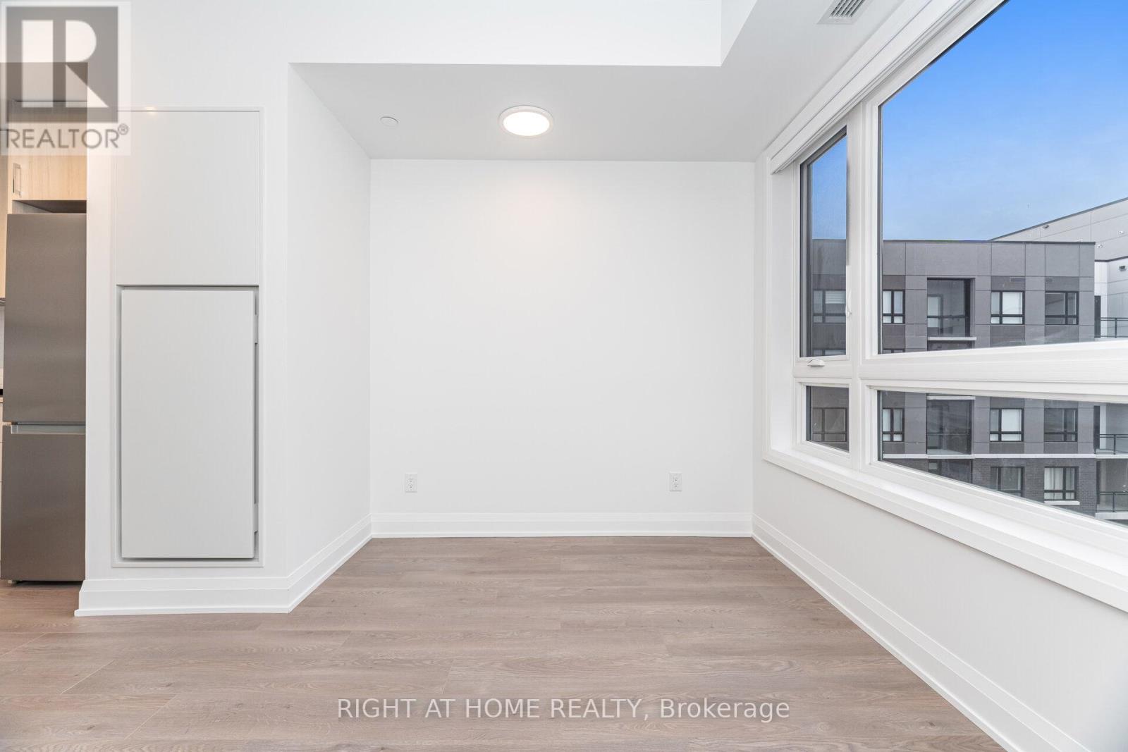 410 - 3250 Carding Mill Trail, Oakville, Ontario  L6M 5T3 - Photo 19 - W12560436