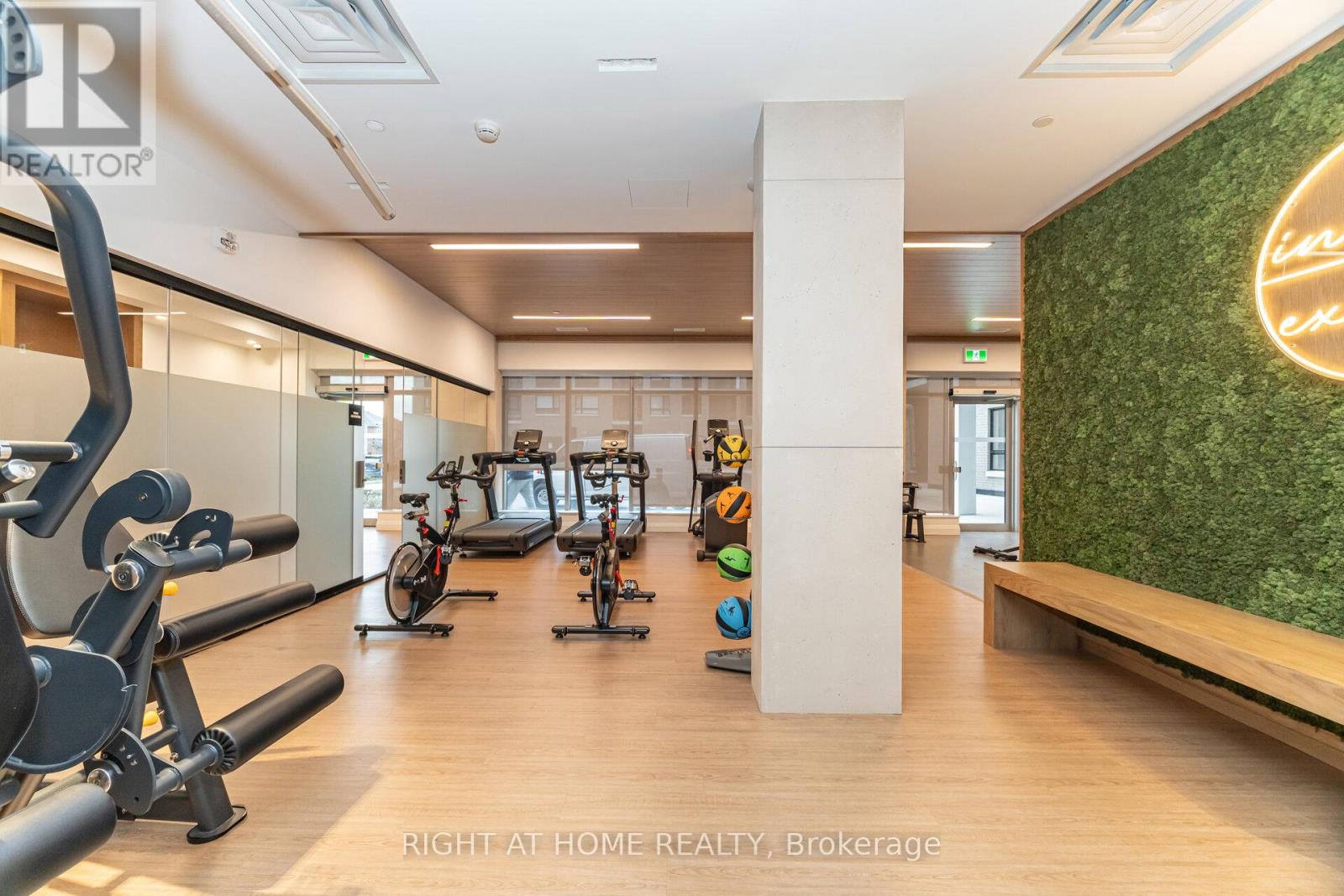 410 - 3250 Carding Mill Trail, Oakville, Ontario  L6M 5T3 - Photo 35 - W12560436