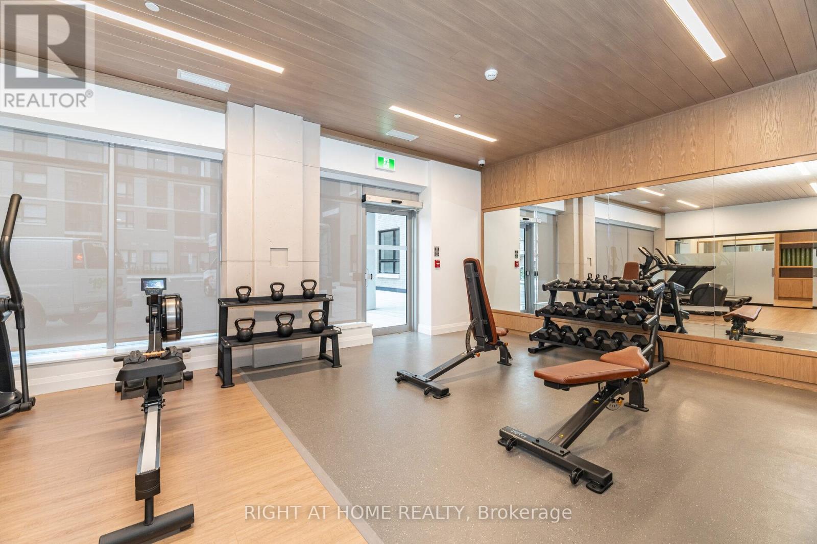 410 - 3250 Carding Mill Trail, Oakville, Ontario  L6M 5T3 - Photo 38 - W12560436