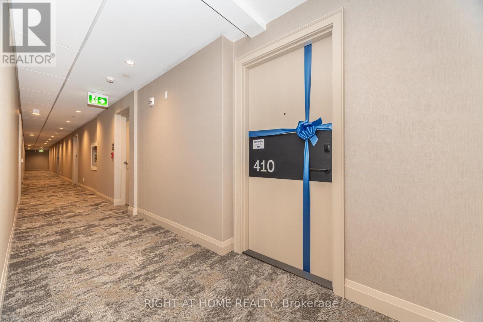 410 - 3250 Carding Mill Trail, Oakville, Ontario  L6M 5T3 - Photo 4 - W12560436