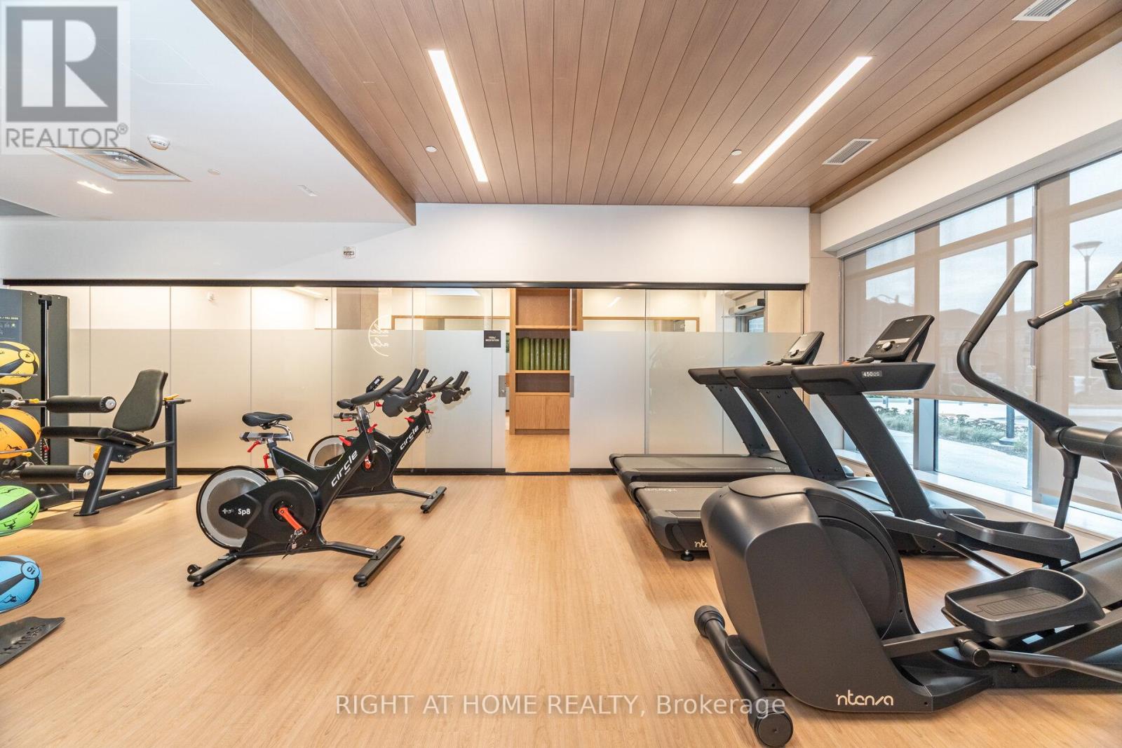 410 - 3250 Carding Mill Trail, Oakville, Ontario  L6M 5T3 - Photo 40 - W12560436