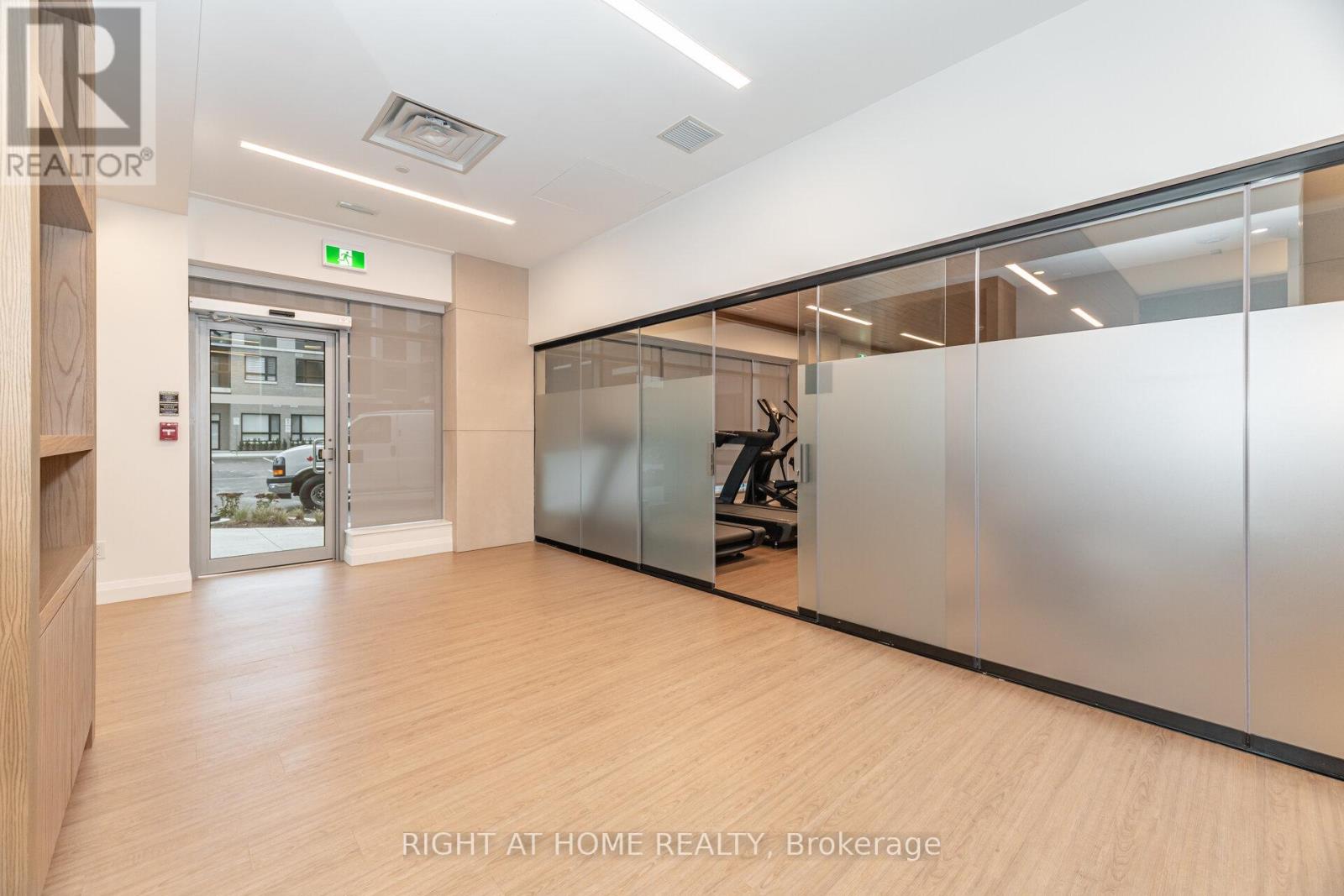 410 - 3250 Carding Mill Trail, Oakville, Ontario  L6M 5T3 - Photo 43 - W12560436