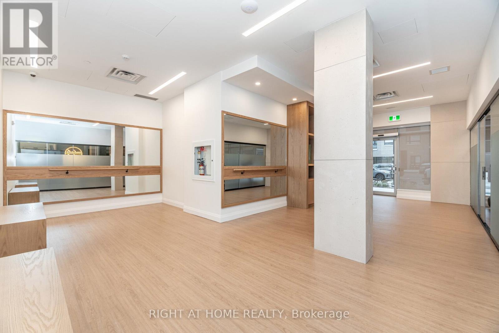 410 - 3250 Carding Mill Trail, Oakville, Ontario  L6M 5T3 - Photo 45 - W12560436