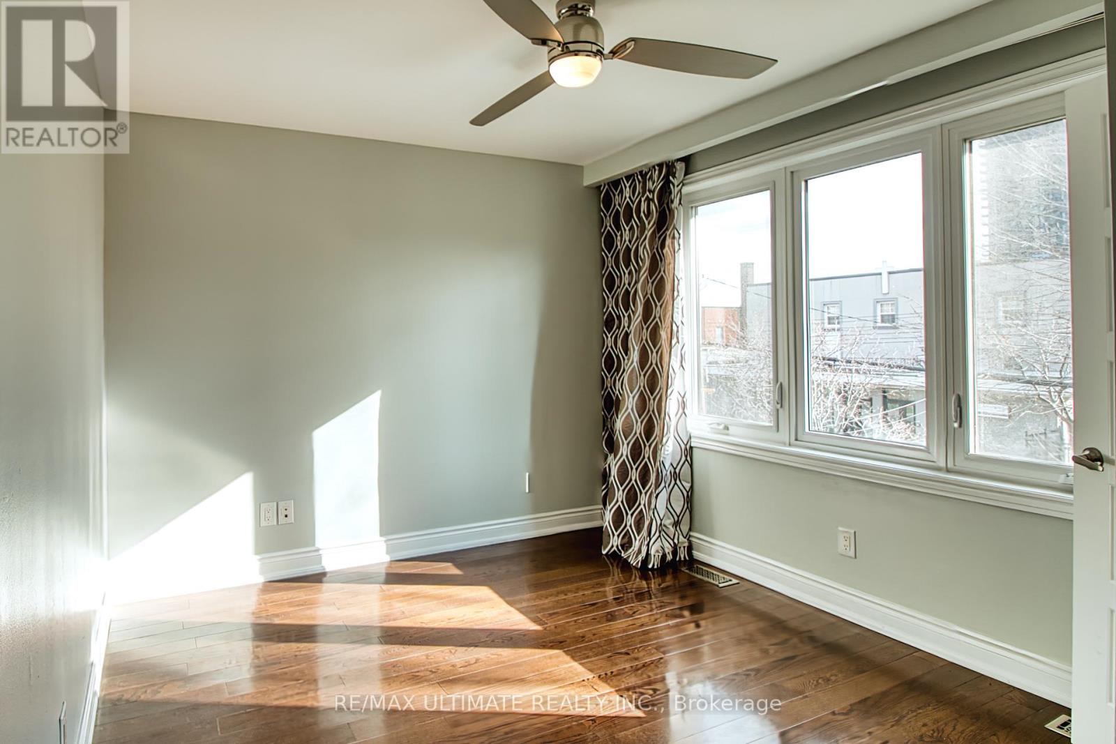 34 Brandon Avenue, Toronto, Ontario  M6H 2C9 - Photo 16 - W12560442