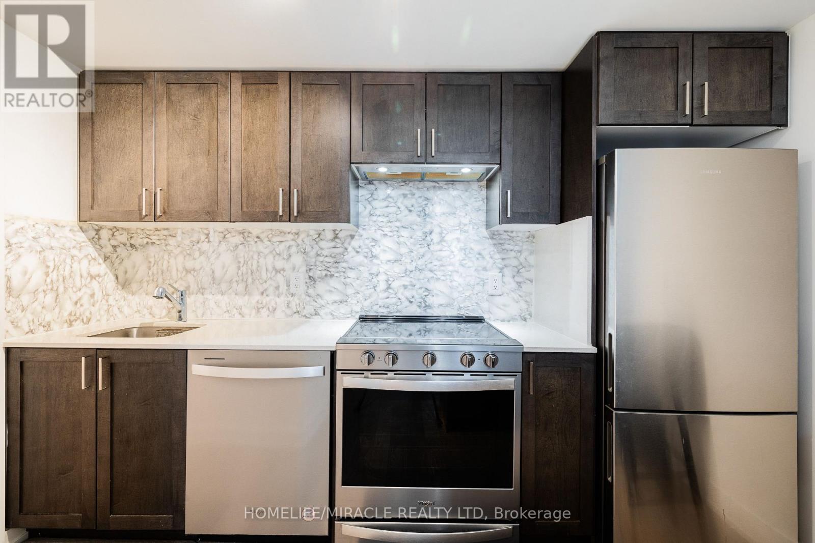 134 - 1060 Douglas Mccurdy Comm Road, Mississauga, Ontario  L5G 0C6 - Photo 10 - W12560452