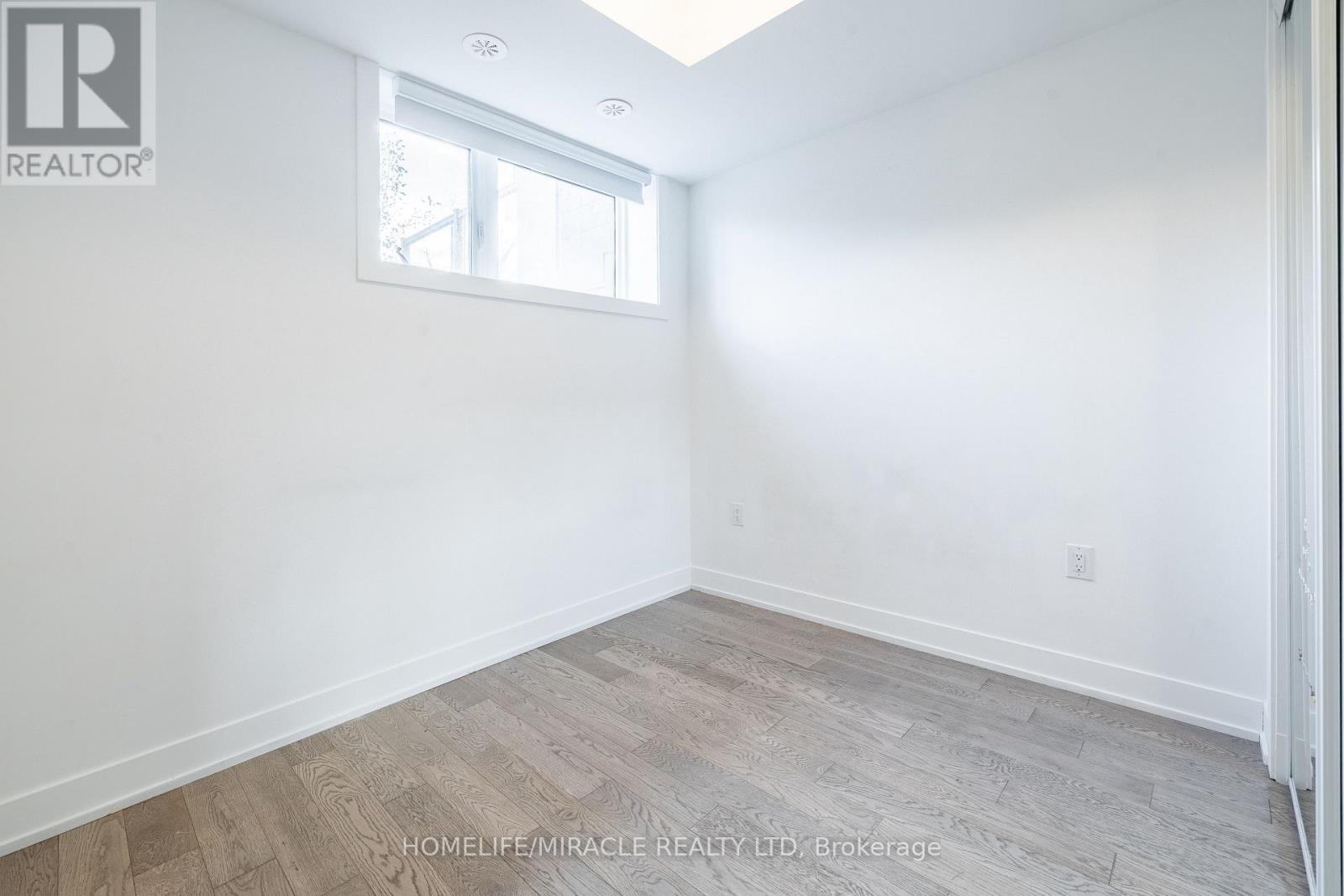 134 - 1060 Douglas Mccurdy Comm Road, Mississauga, Ontario  L5G 0C6 - Photo 13 - W12560452