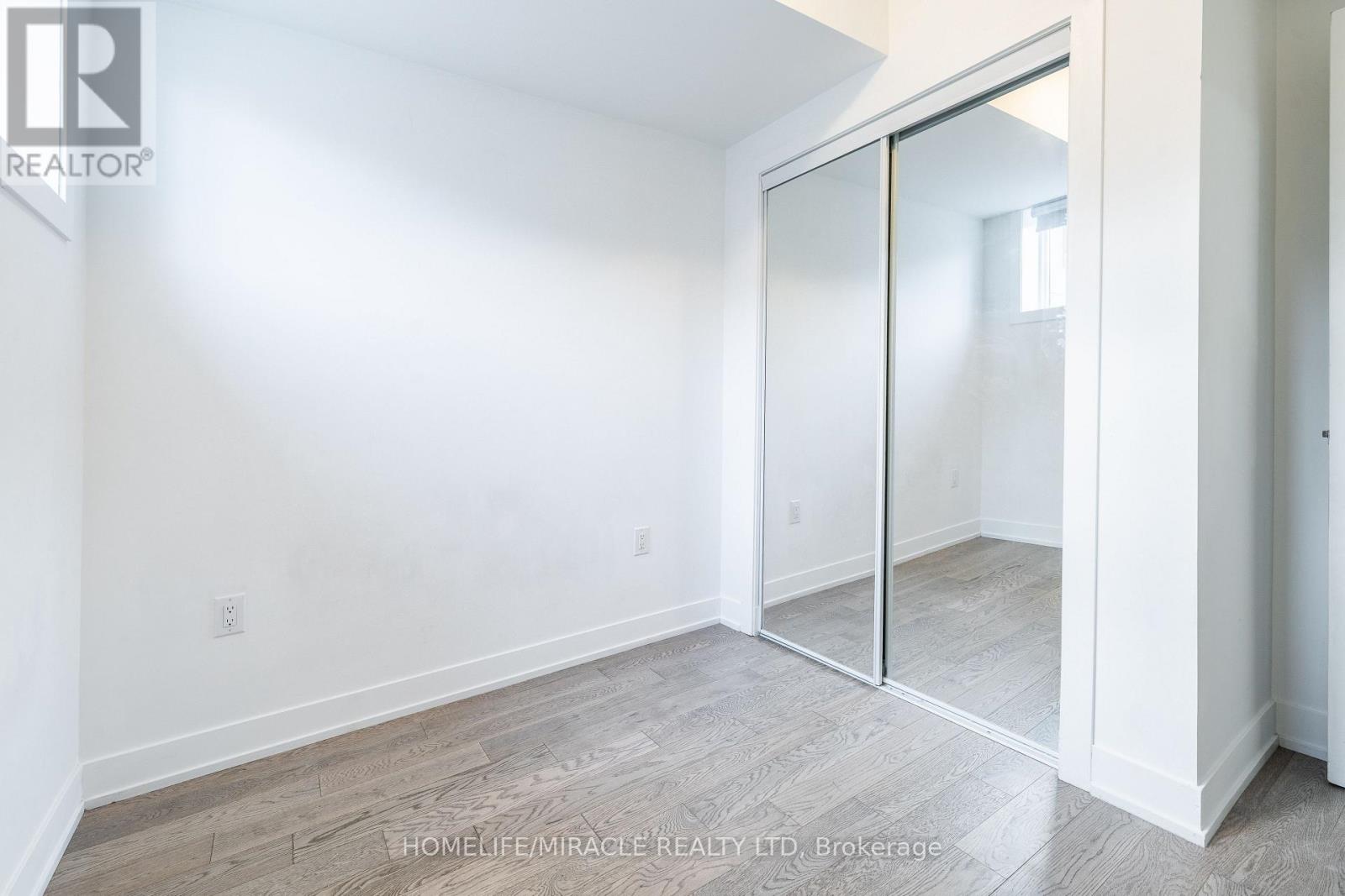 134 - 1060 Douglas Mccurdy Comm Road, Mississauga, Ontario  L5G 0C6 - Photo 14 - W12560452