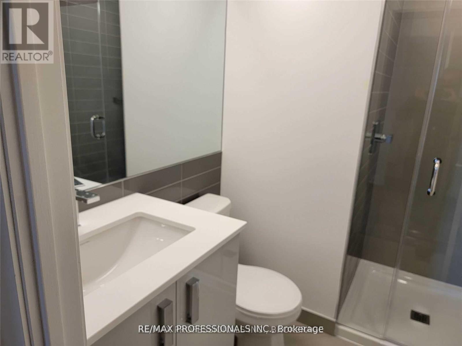 Unknown Address, ,     - Photo 9 - W12560468