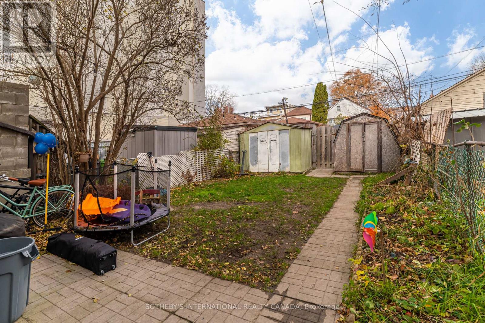 3254 Dundas Street W, Toronto, Ontario M6P 2A3 - Photo 18 - W12542652