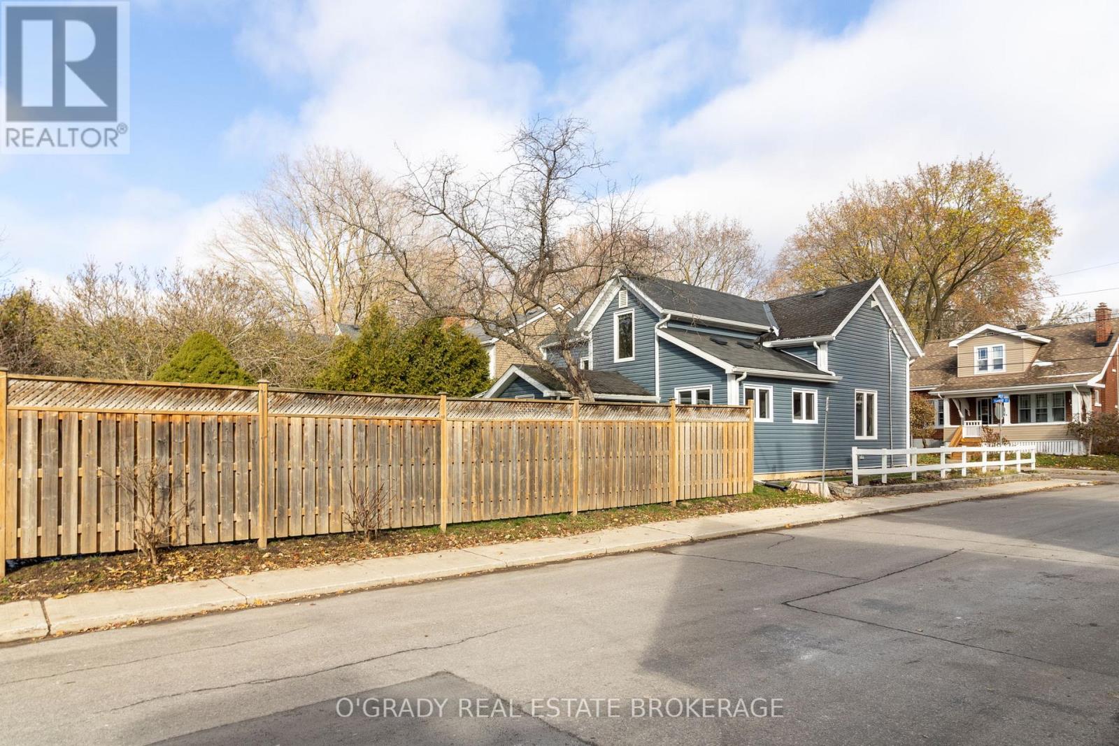 58 Murray Street, Brockville, Ontario  K6V 2W8 - Photo 11 - X12560510