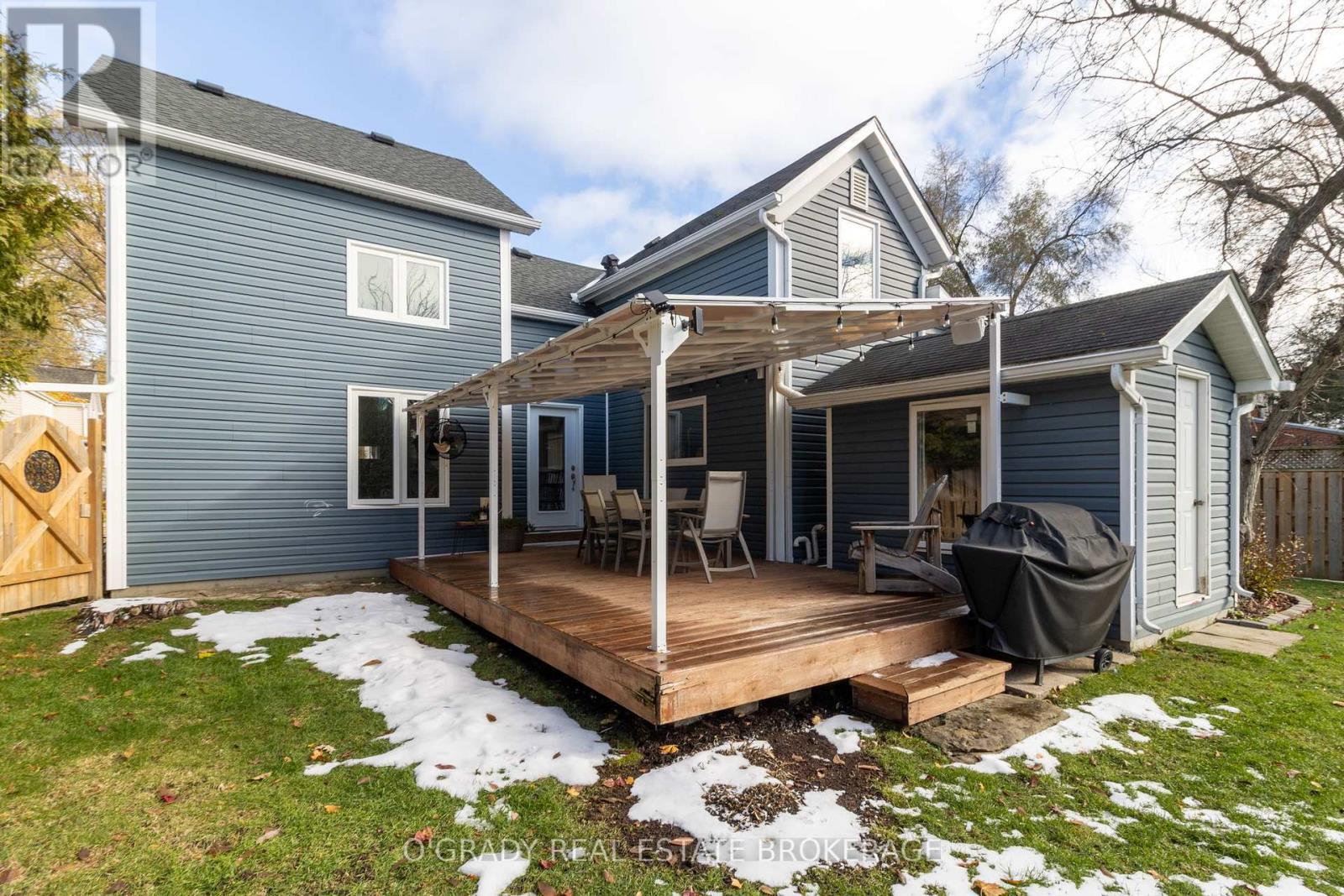 58 Murray Street, Brockville, Ontario  K6V 2W8 - Photo 8 - X12560510