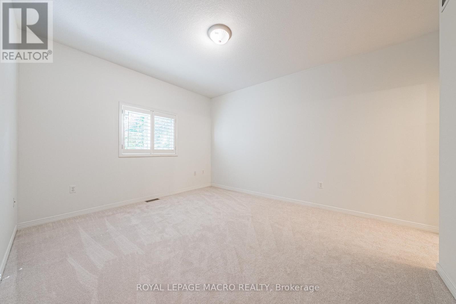 3 - 163 Livingston Avenue, Grimsby, Ontario  L3M 5S8 - Photo 16 - X12560316