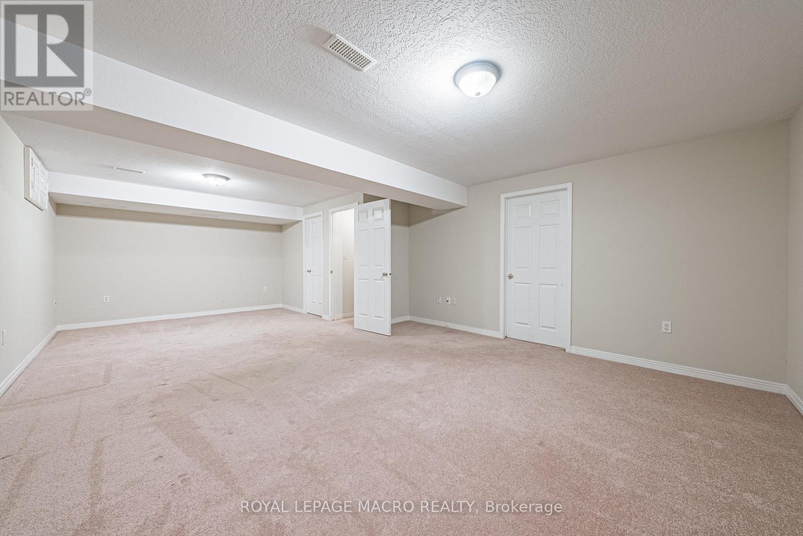 3 - 163 Livingston Avenue, Grimsby, Ontario  L3M 5S8 - Photo 23 - X12560316