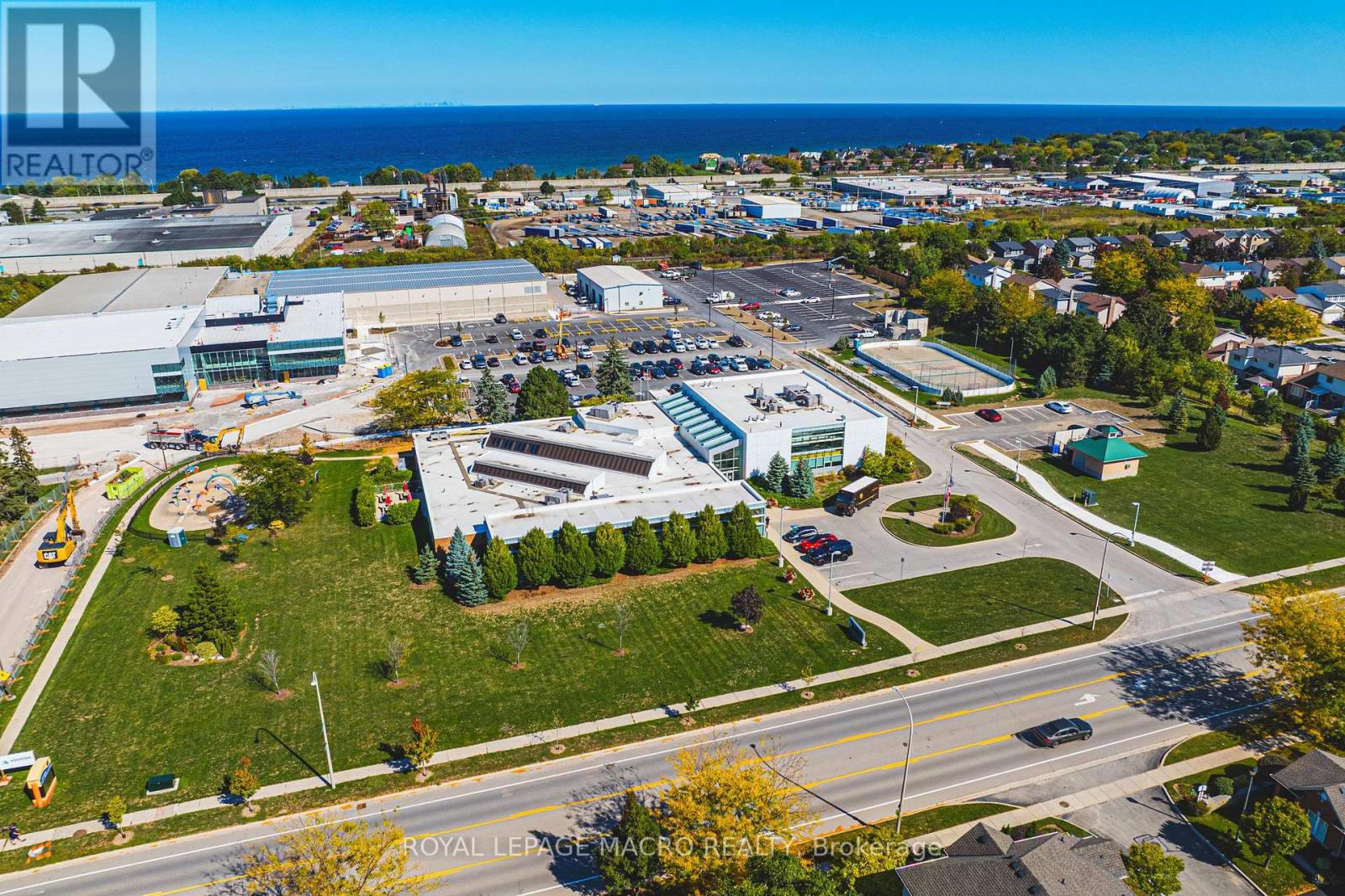 3 - 163 Livingston Avenue, Grimsby, Ontario  L3M 5S8 - Photo 33 - X12560316