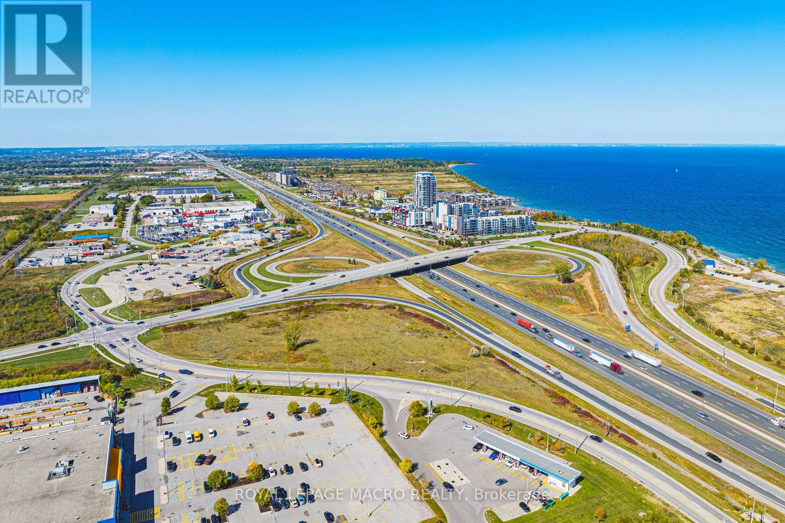 3 - 163 Livingston Avenue, Grimsby, Ontario  L3M 5S8 - Photo 38 - X12560316