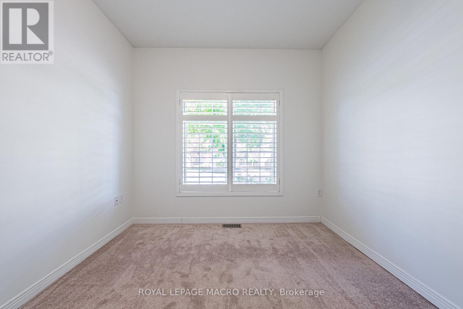 3 - 163 Livingston Avenue, Grimsby, Ontario  L3M 5S8 - Photo 6 - X12560316