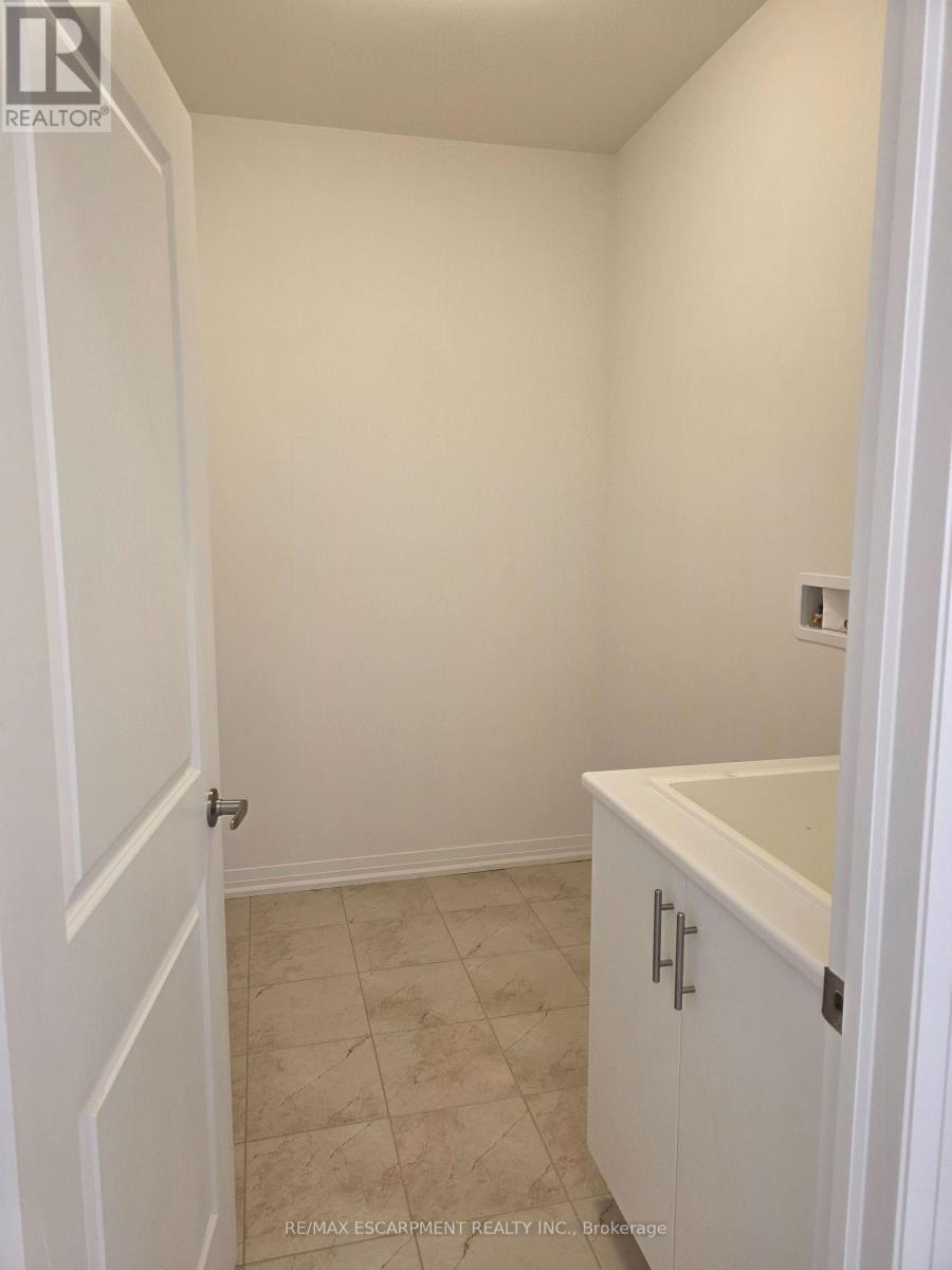 484 Provident Way, Hamilton, Ontario  L0R 1C0 - Photo 15 - X12560364