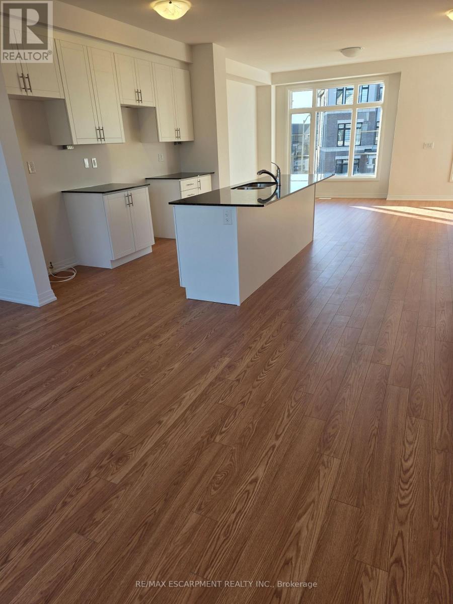 484 Provident Way, Hamilton, Ontario  L0R 1C0 - Photo 16 - X12560364