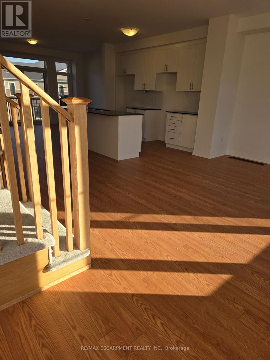 484 Provident Way, Hamilton, Ontario  L0R 1C0 - Photo 22 - X12560364