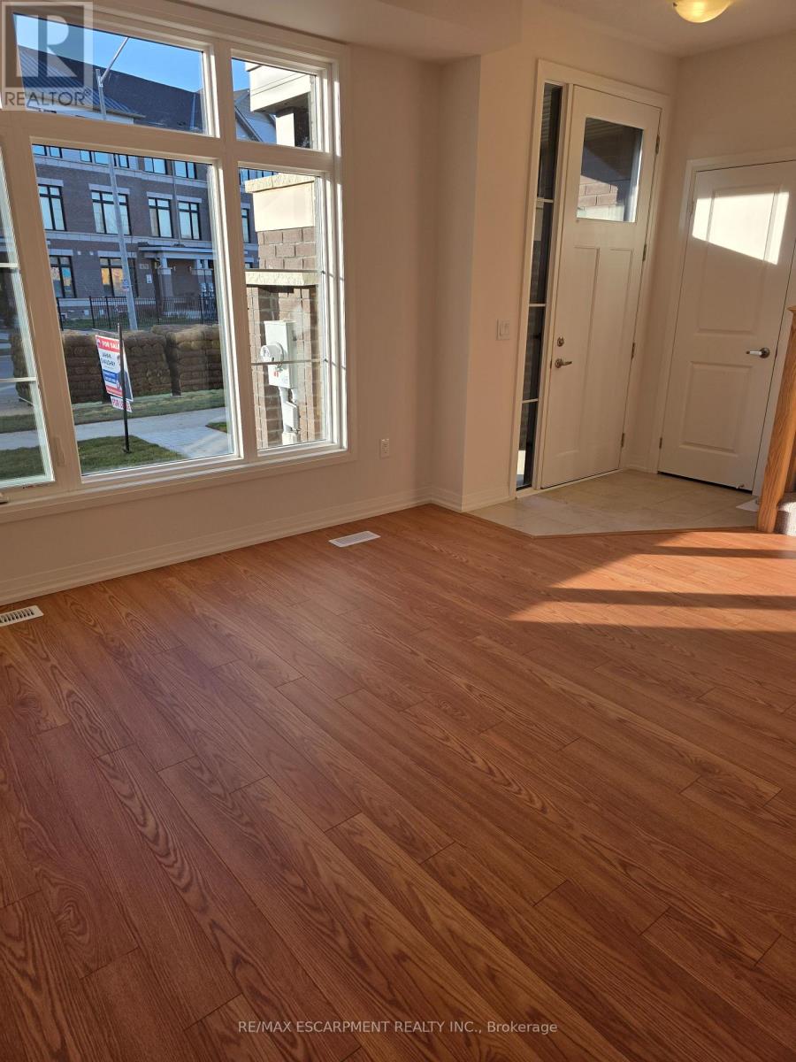 484 Provident Way, Hamilton, Ontario  L0R 1C0 - Photo 9 - X12560364