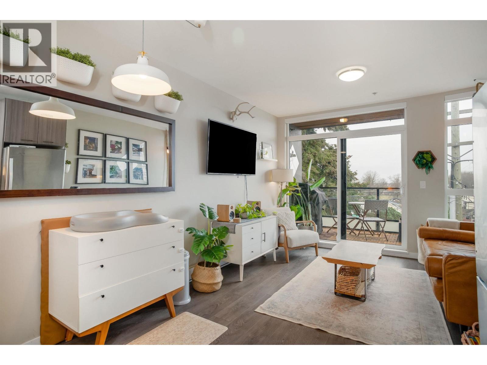 6555 Victoria Dr, Vancouver, British Columbia  V5P 3X9 - Photo 11 - R3068858