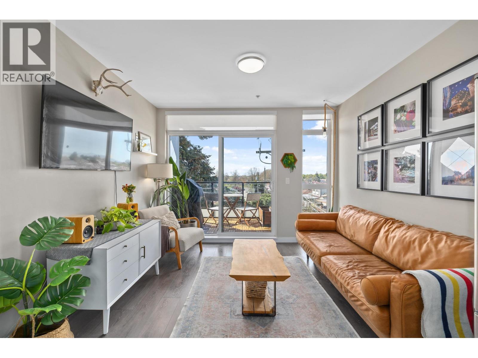 6555 Victoria Dr, Vancouver, British Columbia  V5P 3X9 - Photo 2 - R3068858