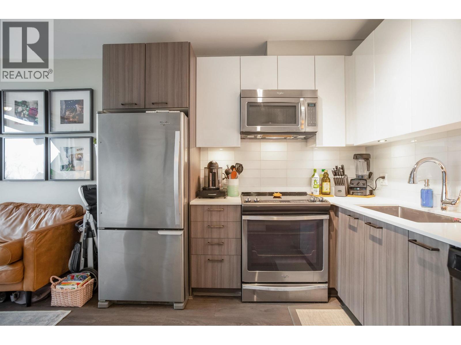 6555 Victoria Dr, Vancouver, British Columbia  V5P 3X9 - Photo 4 - R3068858