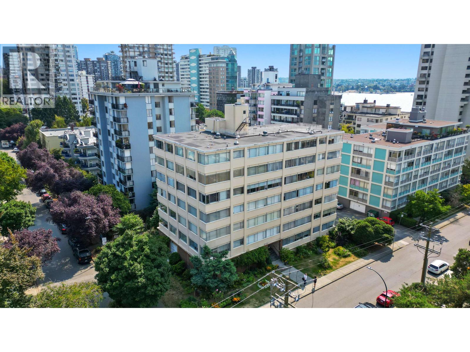 301 1050 CHILCO STREET, Vancouver, British Columbia