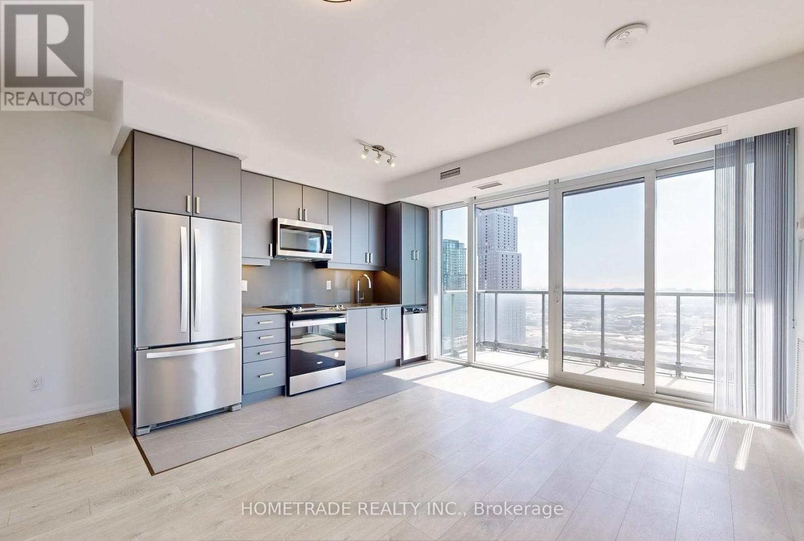 2406 - 7895 Jane Street, Vaughan, Ontario  L4K 0K2 - Photo 2 - N12559708