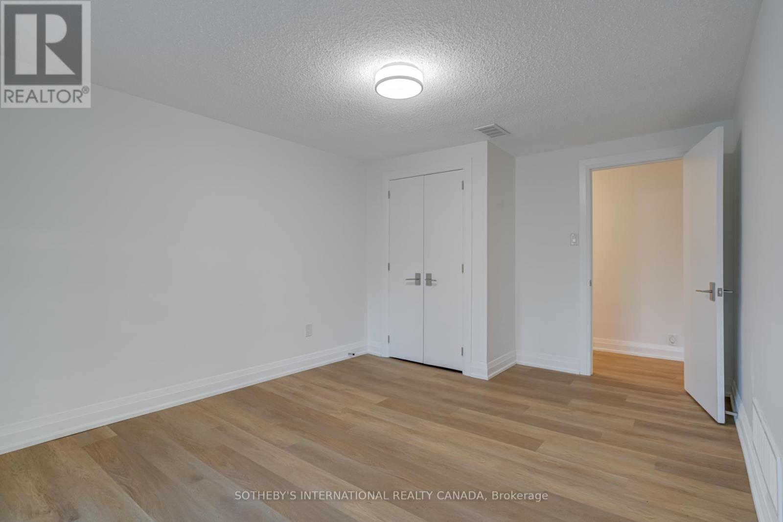 34 Euphrasia Drive, Toronto, Ontario  M6B 3V9 - Photo 38 - W12488660